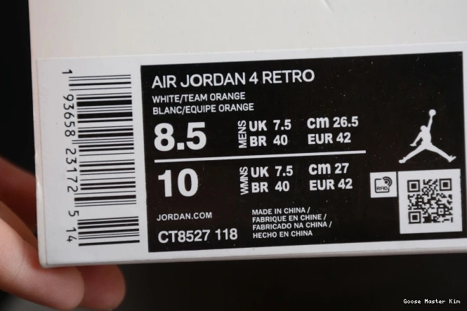 Air Team OrangeCT8527-118 4 Jordan 0530